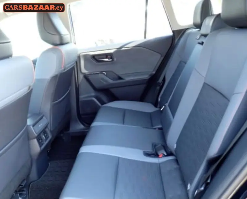 Toyota RAV4 Adventure  - photo 6
