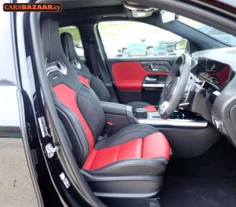 Mercedes-Benz GLA35 AMG Line - photo 3