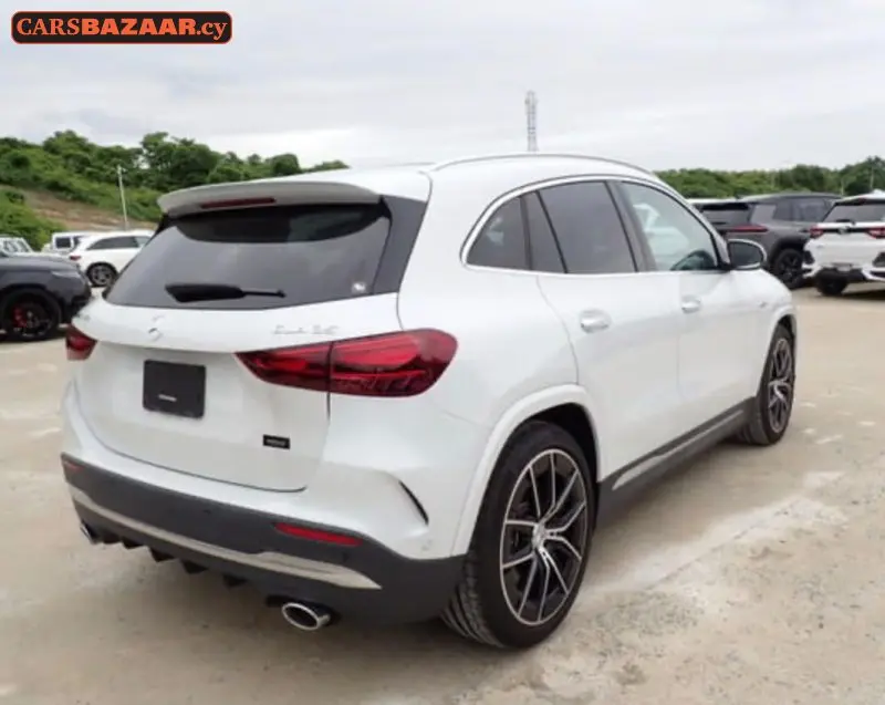 Mercedes-Benz GLA35 AMG Line - photo 4