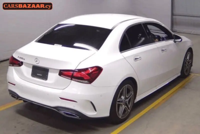 Mercedes-Benz A200d AMG Line - photo 3