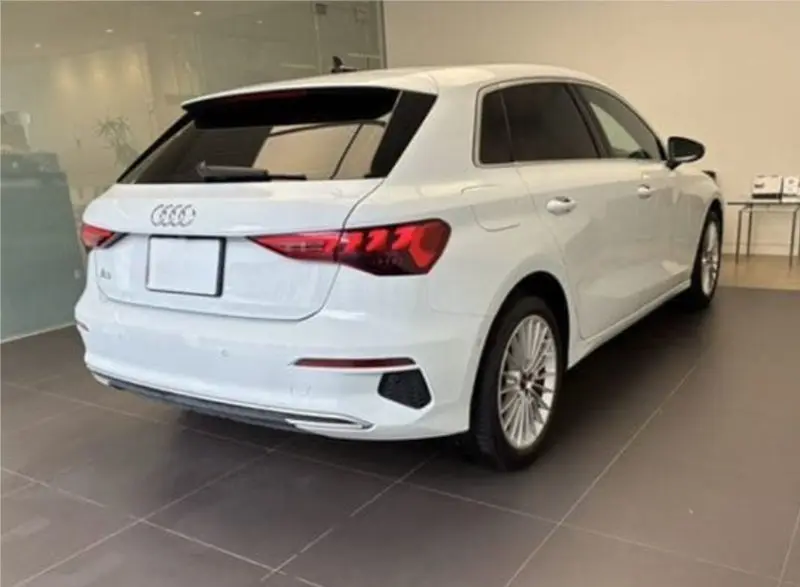 Audi A3 - photo 2