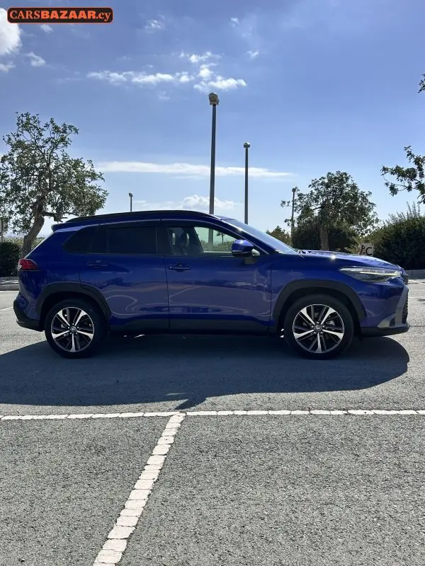 Toyota Corolla Cross - photo 13