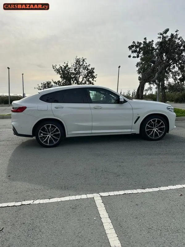 BMW X4 M SPORT X-DRIVE - photo 9