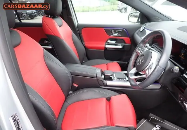 Mercedes-Benz GLA200d AMG Line  - photo 7