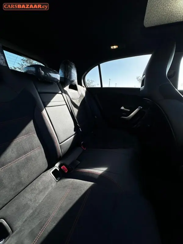 Mercedes-Benz A200d AMG Line - photo 7