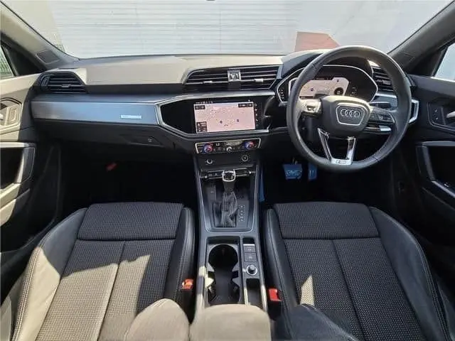 Audi 	Q3 Sportback 35TFSI Quattro S Line - photo 3