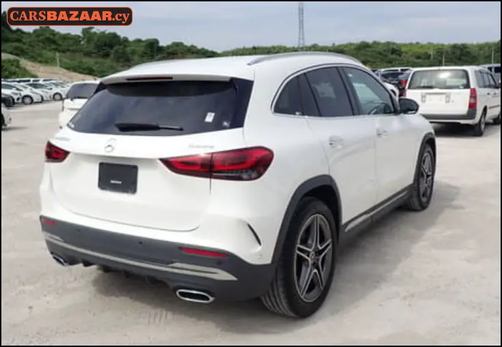 Mercedes-Benz GLA200d AMG Line  - photo 5