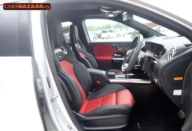 Mercedes-Benz GLA45S AMG Line - photo 3