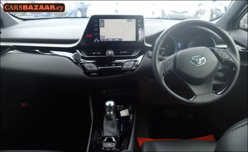 Toyota C-HR - photo 2