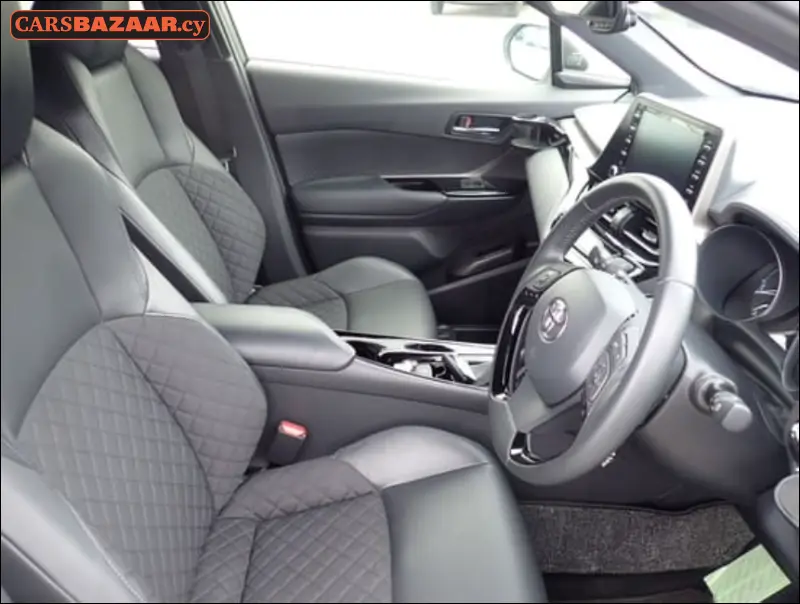 Toyota C-HR - photo 2