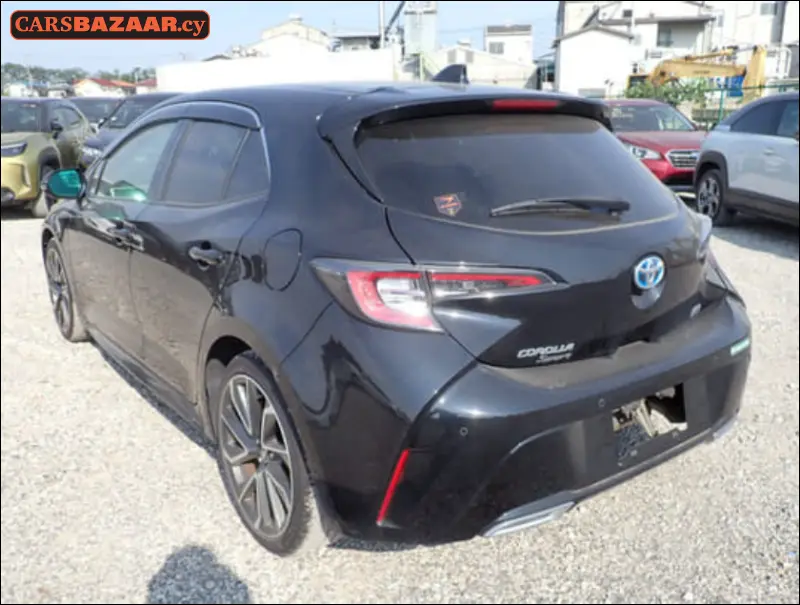 Toyota Corolla Sport - photo 2