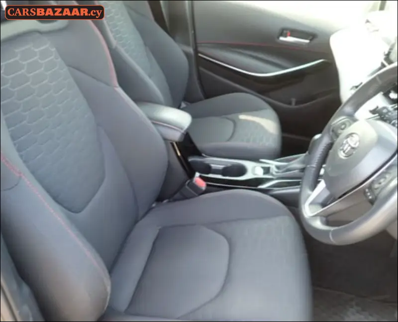 Toyota Corolla Sport - photo 5