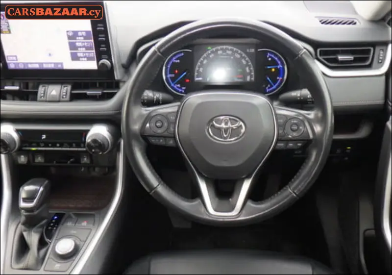 Toyota RAV4 - photo 7