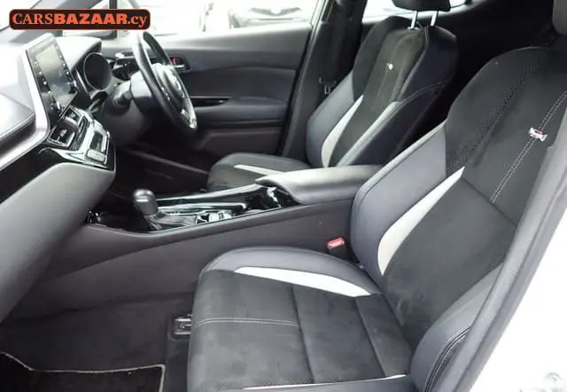 Toyota C-HR GR Sport - photo 3
