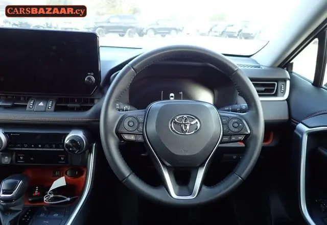 Toyota RAV4 Adventure  - photo 2