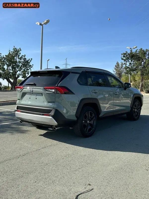 Toyota RAV4 Adventure  - photo 18