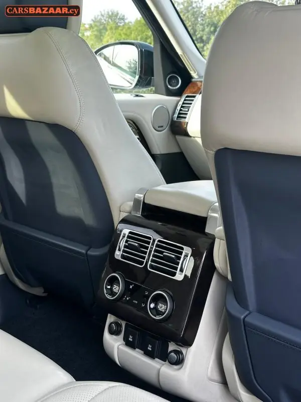 Land Rover Range Rover Vogue - photo 16