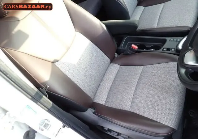 Toyota Yaris Cross Modellista - photo 5