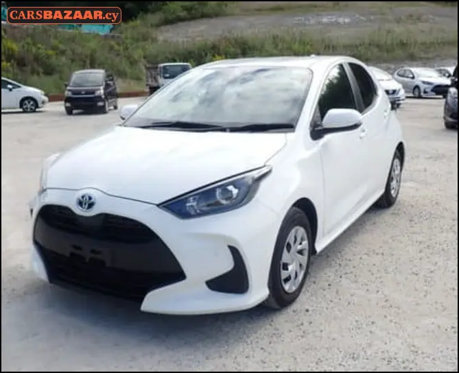 Toyota Yaris  - photo 2