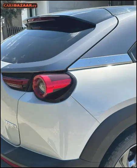 Mazda MX-30 - photo 4