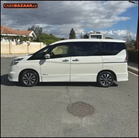 Nissan SERENA HIGHWAY STAR - photo 4