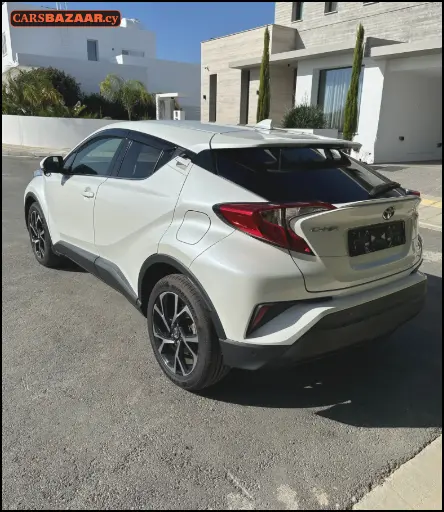 Toyota C-HR - photo 4