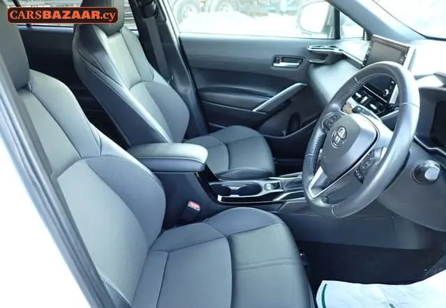 Toyota Corolla Cross - photo 7