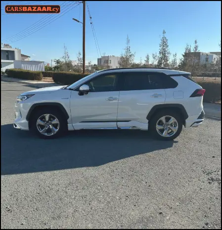 Toyota RAV4 - photo 4