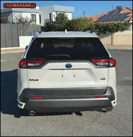 Toyota RAV4 - photo 6
