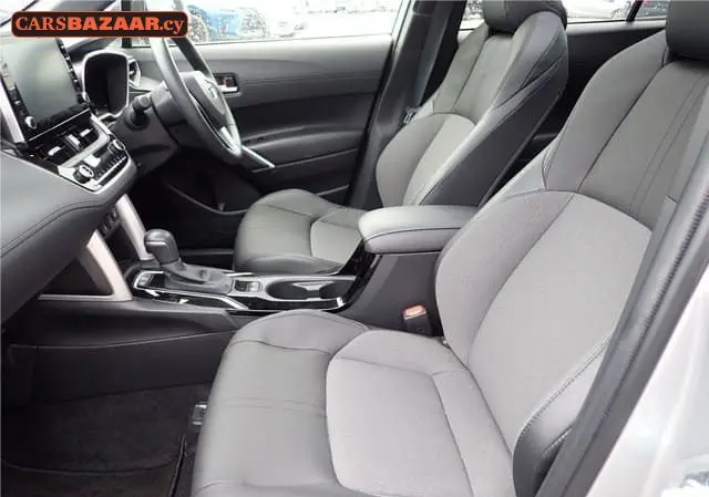 Toyota Corolla Cross - photo 3