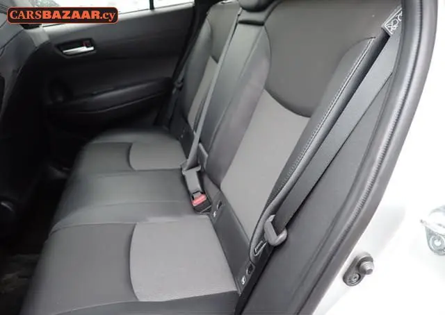 Toyota Corolla Cross - photo 6