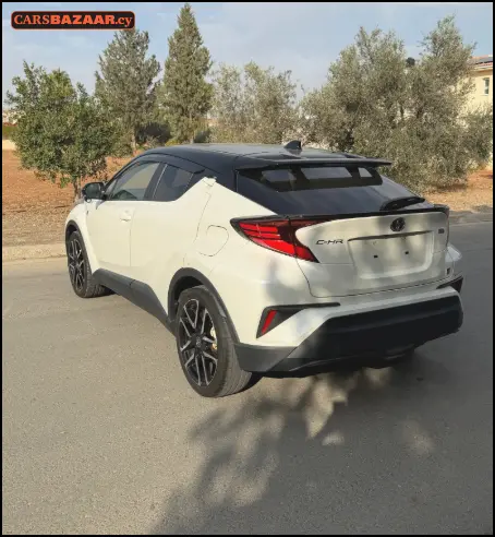 Toyota C-HR GR Sport - photo 4