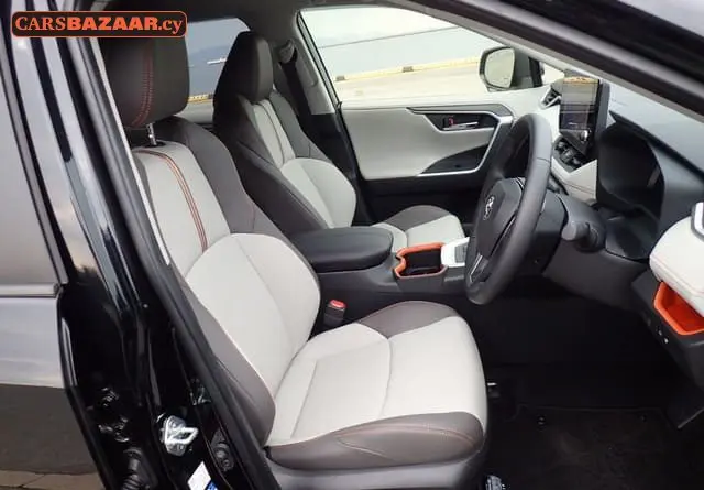 Toyota RAV4 Adventure  - photo 3