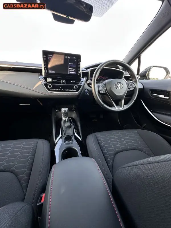 Toyota Corolla Sport - photo 5
