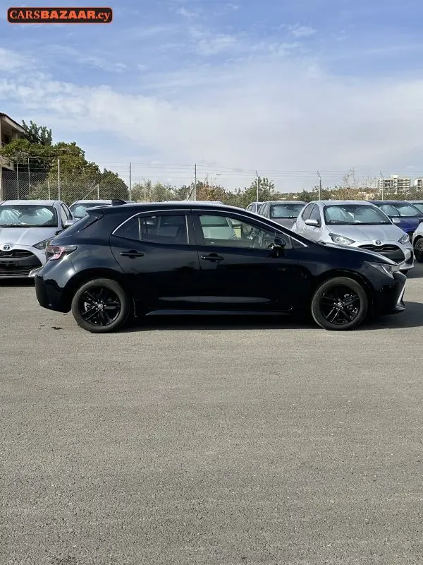 Toyota Corolla Sport - photo 5