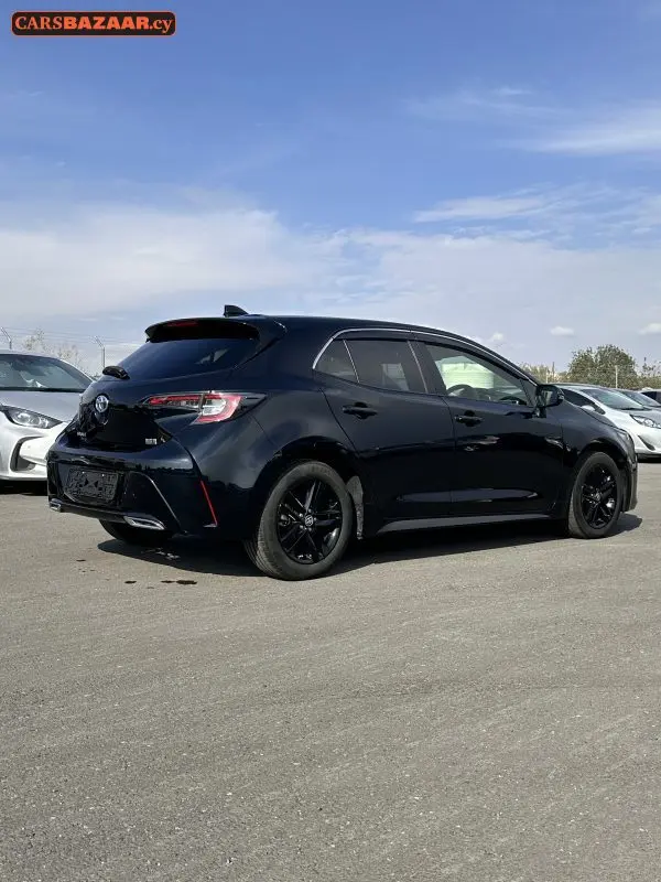 Toyota Corolla Sport - photo 6