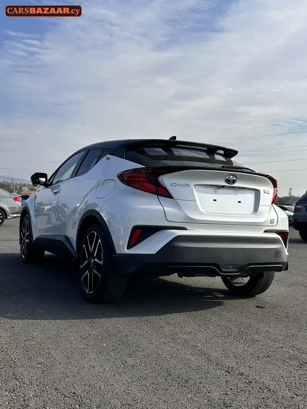 Toyota C-HR GR Sport - photo 6
