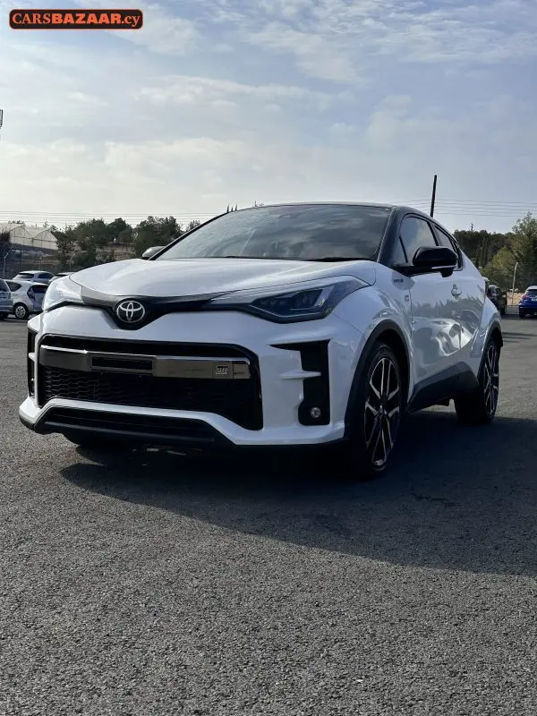 Toyota C-HR GR Sport - photo 4