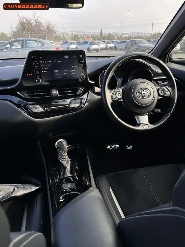 Toyota C-HR GR Sport - photo 3