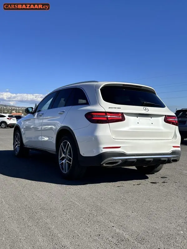 Mercedes-Benz GLC200 AMG Line	 - photo 4