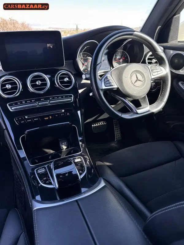 Mercedes-Benz GLC200 AMG Line	 - photo 8