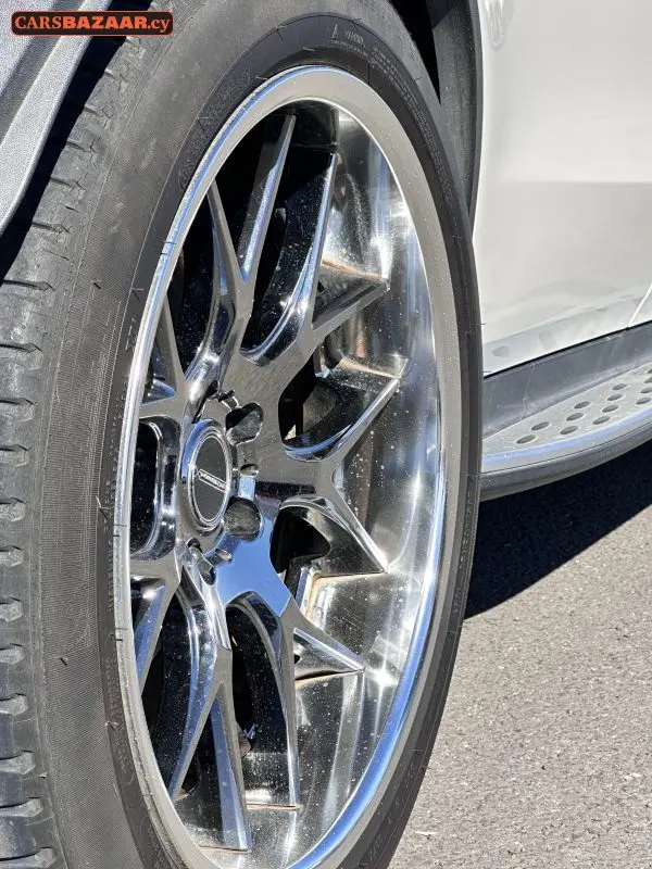 Mercedes-Benz GLC43 AMG Line - photo 3