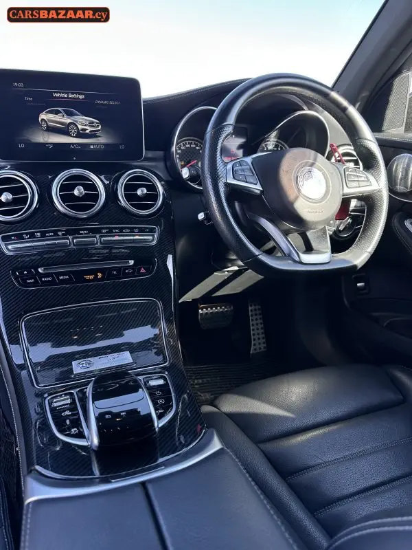 Mercedes-Benz GLC43 AMG Line - photo 10
