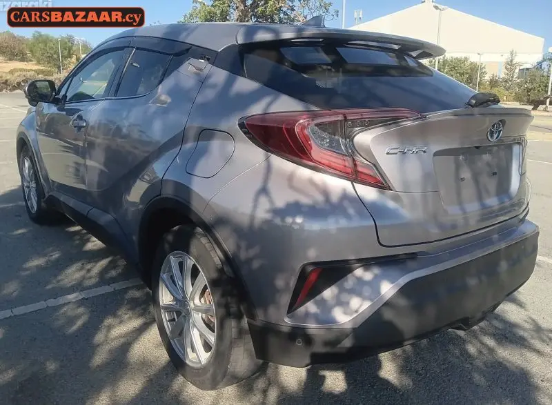 Toyota C-HR - photo 4