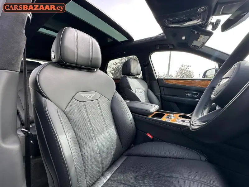 Bentley Bentayga  - photo 9