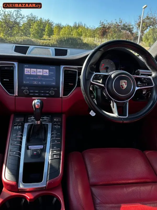 Porsche MACAN S - photo 5