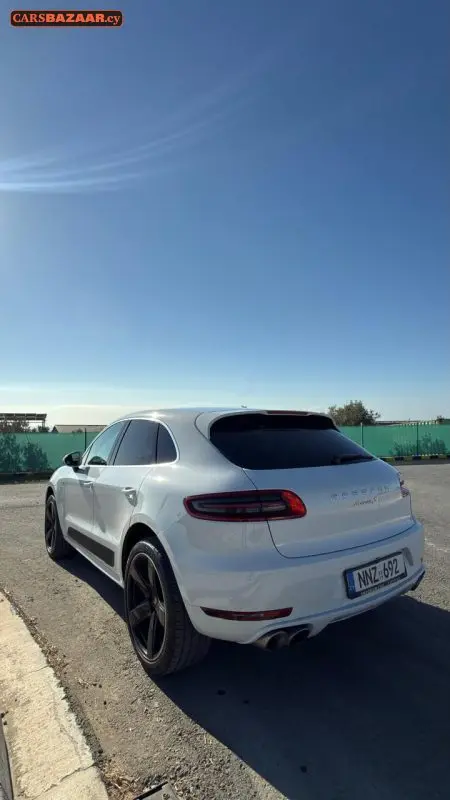 Porsche MACAN S - photo 3