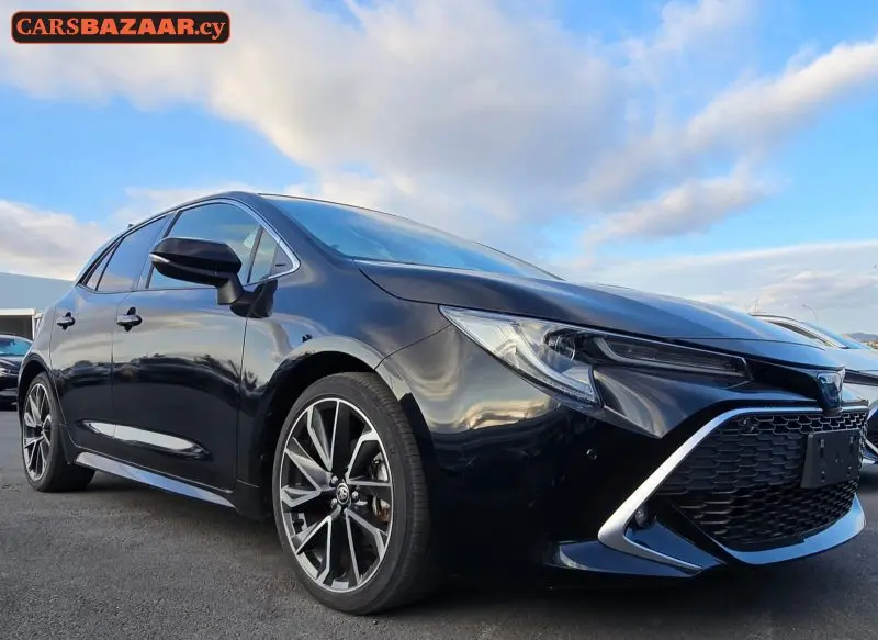 Toyota Corolla Sport - photo 2
