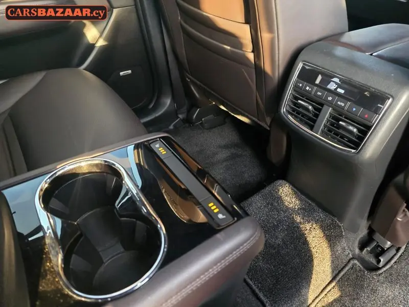 Mazda CX-8 - photo 8