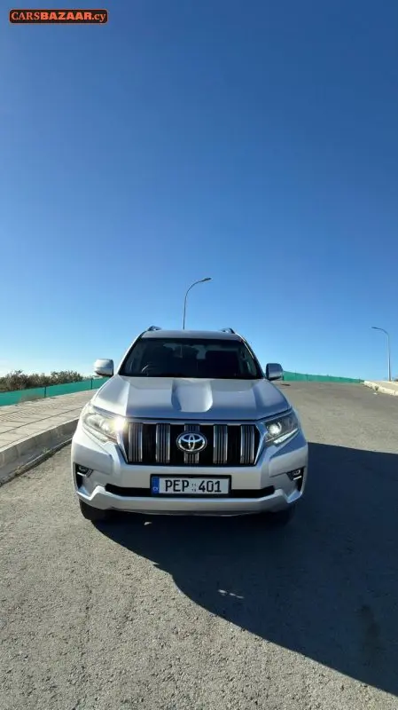 Toyota Land Cruiser Prado - photo 2